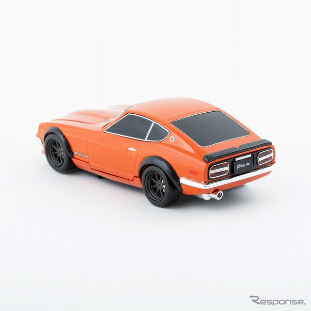 自動車型モバイルバッテリー 日産フェアレディ 240Z