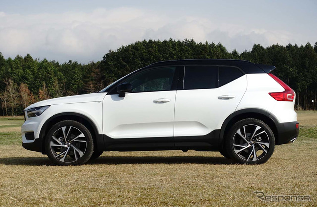 ボルボ XC40