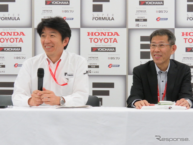 JRPの上野氏（左）と倉下氏。