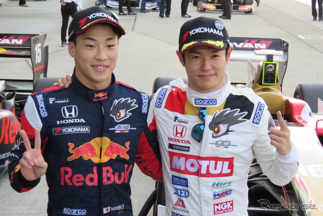 ポール獲得の山本尚貴(右)と予選2位の福住仁嶺(左)。
