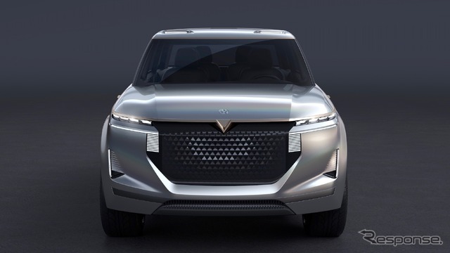 日産ヴェヌーシア The X