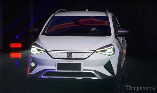 JACフォルクスワーゲンの新ブランド「SOL」の第一号車、SOL E20X（北京モーターショー2018）
