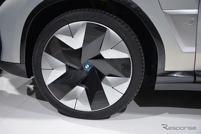 BMW コンセプトiX3(北京モーターショー2018)