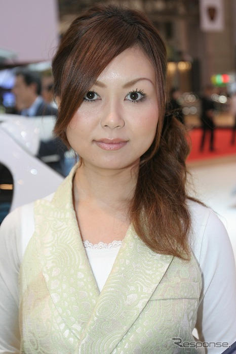 【東京モーターショー07】コンパニオン写真蔵…プジョー