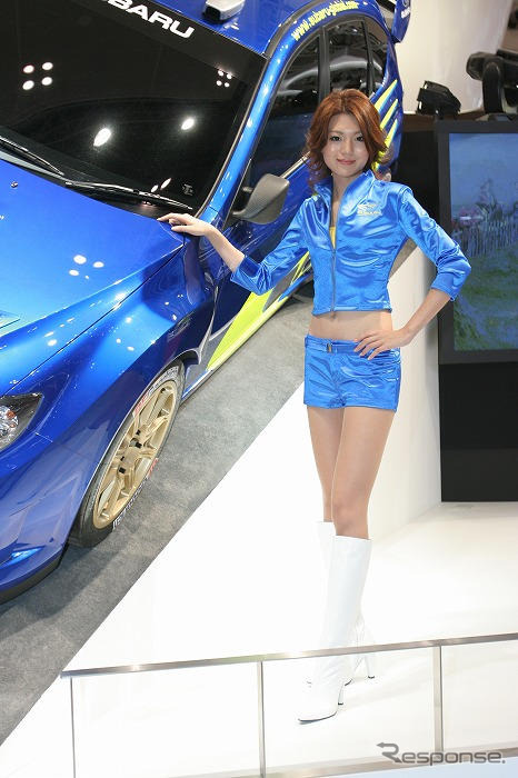 【東京モーターショー07】コンパニオン写真蔵…スバル その3