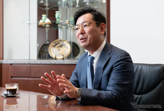 ショーファーデプト取締役・マネジャーの竹岸久雄氏