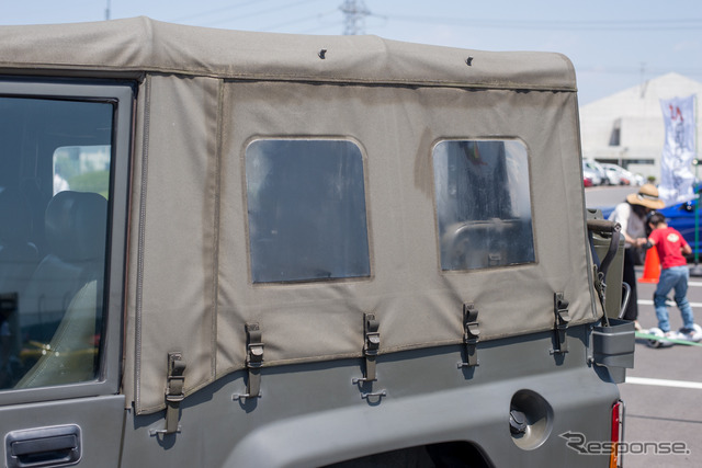 筑波サーキット・カーフェスティバル2018で自衛隊がブース出展(2018年5月5日)