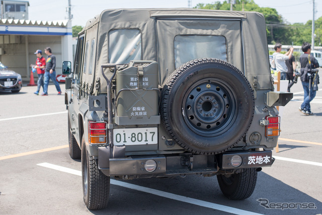 筑波サーキット・カーフェスティバル2018で自衛隊がブース出展(2018年5月5日)