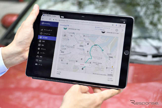 スマートドライブカーズではスマートフォンやタブレットで様々な車両情報を管理することができる