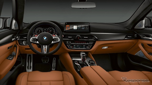 BMW M5 コンペティション