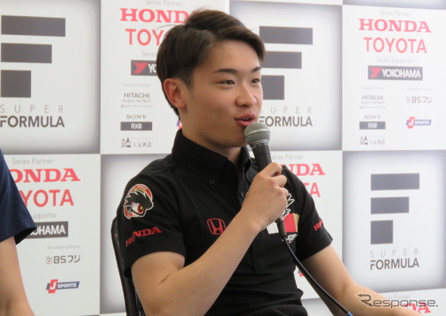 デビュー戦の#15 阪口晴南はQ1を突破、予選11位。