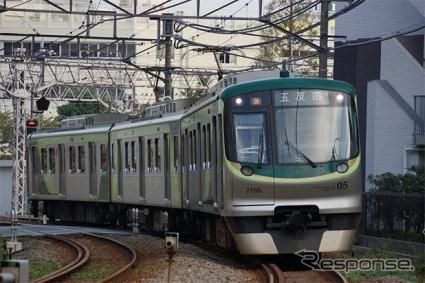 池上線や東急多摩川線へ6編成が投入される新鋭7000系。今年度中には7700系をすべて置き換える。