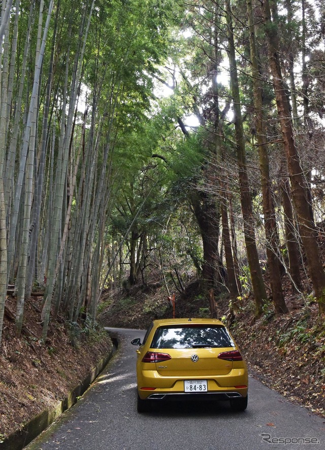 田原坂は舗装されているが、道幅は西南戦争当時とほとんど変わらず。