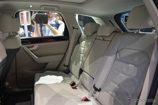 VWトゥアレグ新型(北京モーターショー2018)