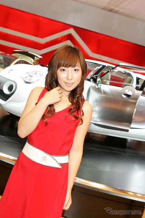 【東京モーターショー07】コンパニオン写真蔵…シトロエン その3