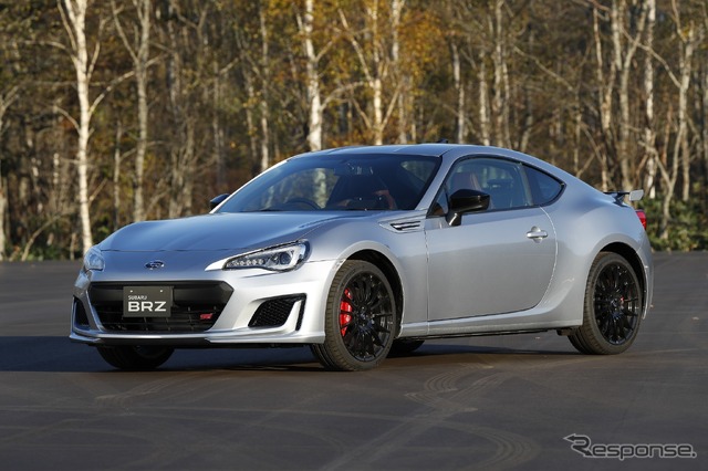 スバルBRZ STI Sport