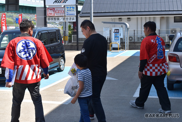 【イベントレポート】お客さんとクルマ屋さんのステキな関係性…福岡・朝日自動車に密着