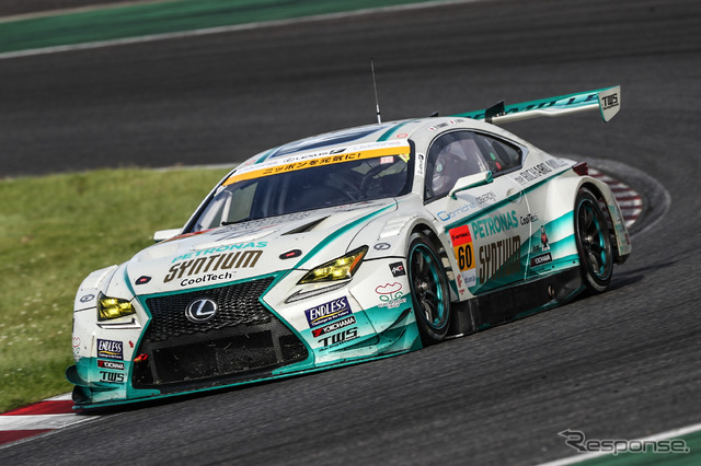 決勝5位の#60 RC F。