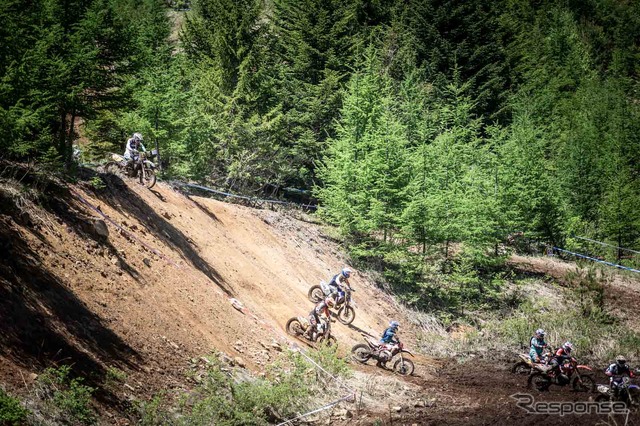 【JNCC 第4戦】鈴蘭高原で繰り広げられた死闘［写真蔵］