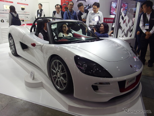 京セラ×GLMコンセプトカー(5月23日、人とくるまのテクノロジー2018)
