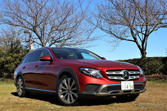 メルセデスベンツ E220d4MATICオールテレイン