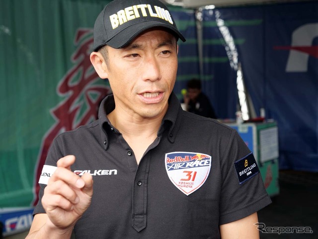 予選を前に現在の心境を語る室屋義秀選手