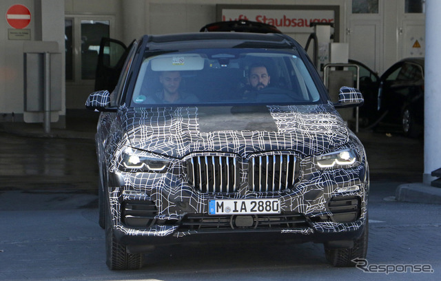 BMW X5 新型スクープ写真