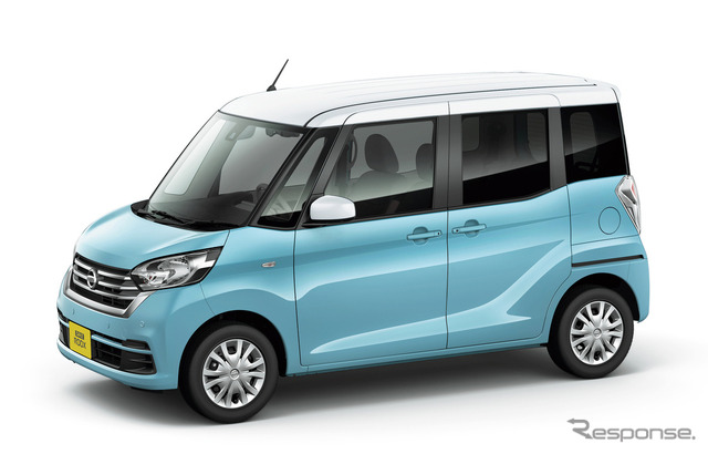 日産 デイズ ルークス アイスブルー/ホワイト 2トーン(特別塗装色)