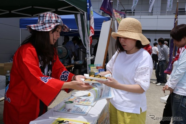 豚汁の配布