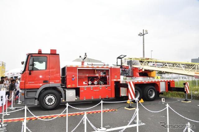 モリタはしご車(東京国際消防防災展2018)