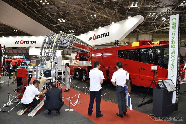 モリタはしご車（東京国際消防防災展2018）