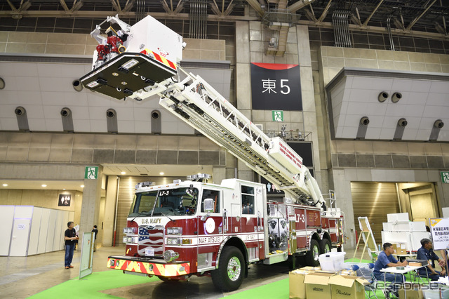 米海軍はしご車（東京国際消防防災展2018）