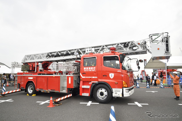 はしご車（東京国際消防防災展2018）