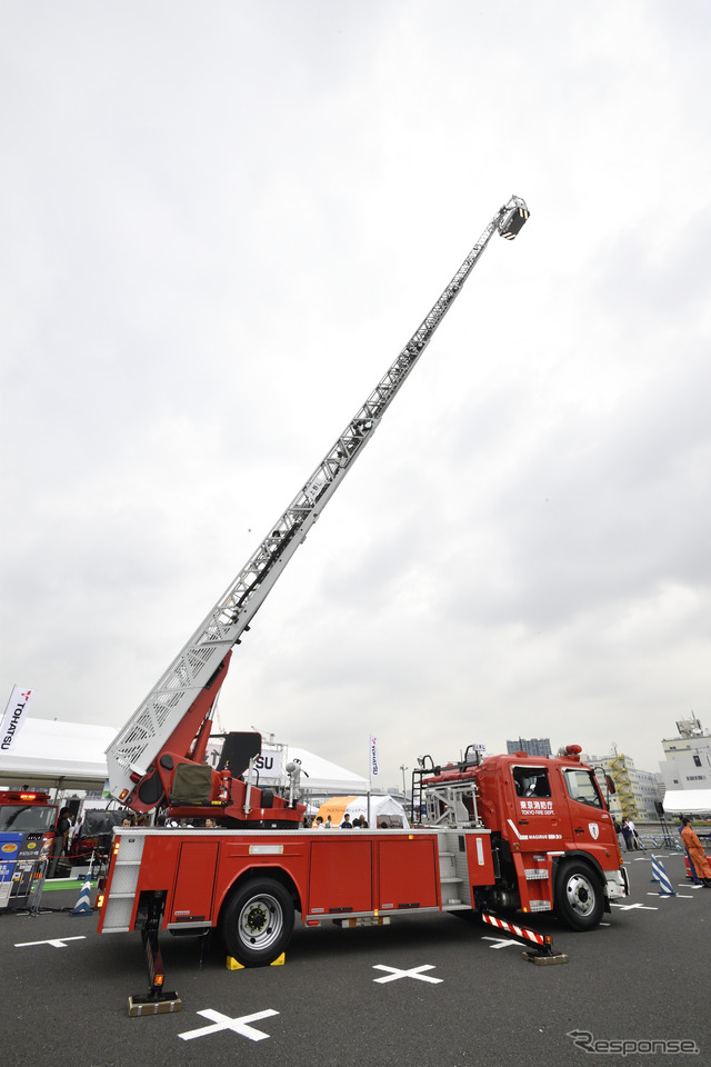 はしご車（東京国際消防防災展2018）