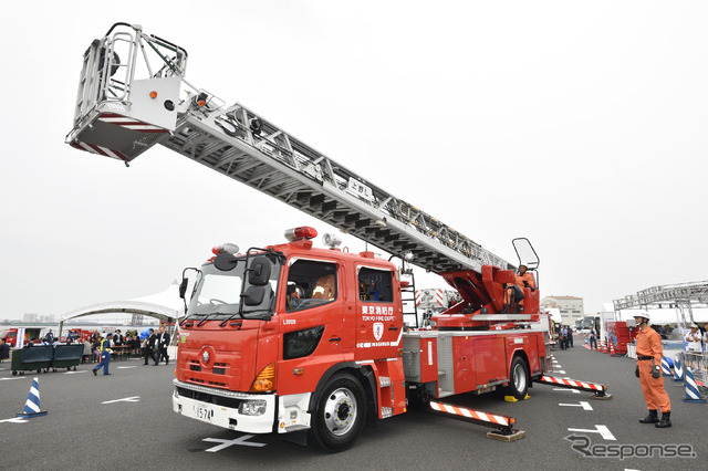 はしご車（東京国際消防防災展2018）