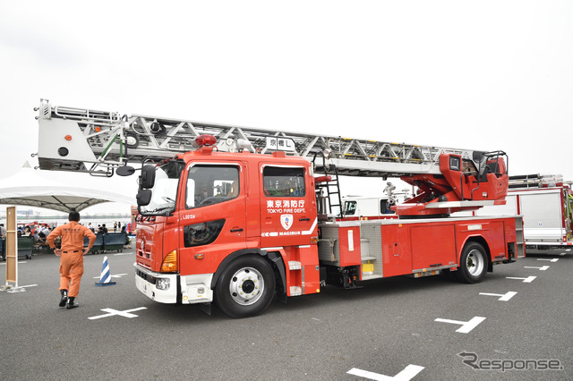 はしご車(東京国際消防防災展2018)