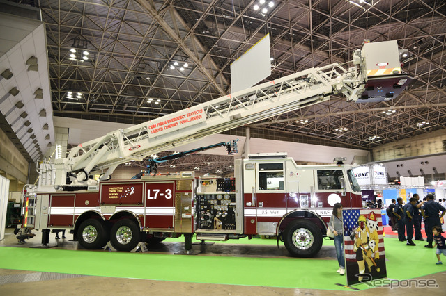 在日米海軍厚木基地の消防車（東京国際消防防災展2018）