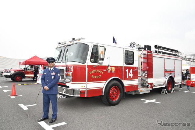 在日米空軍横田基地の消防車（東京国際消防防災展2018）