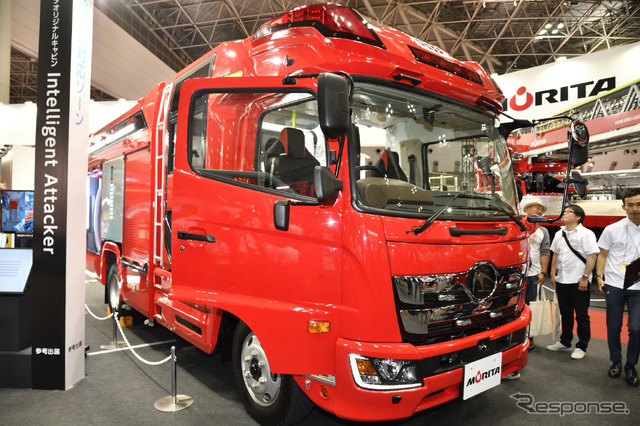 モリタの専用キャブ付MT2 Intelligent Attacker(東京国際消防防災展2018)