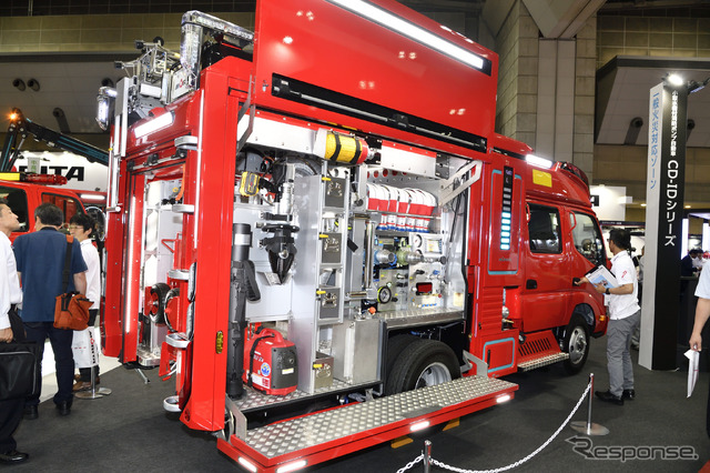 モリタの小型水槽付消防ポンプ自動車CD-IDシリーズ（東京国際消防防災展2018）