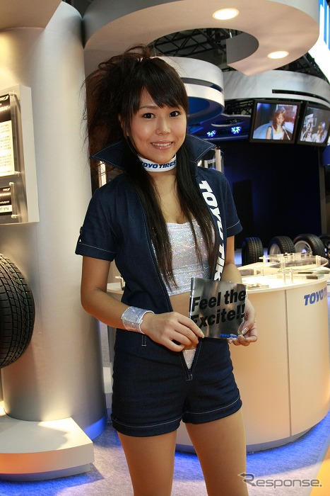 【東京モーターショー07】コンパニオン写真蔵…東洋ゴム その2