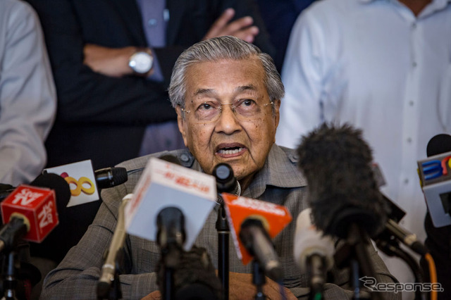 92歳で大統領再選を果たしたマレーシアのマハティール首相