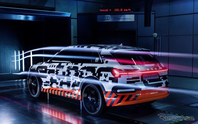アウディ e-tron のプロトタイプ