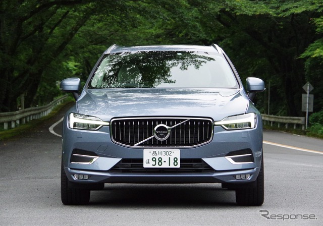 ボルボ XC60 D4 AWD Inscription