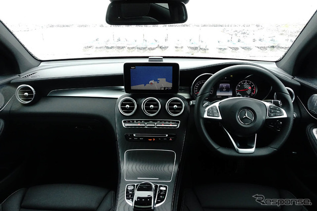 メルセデスAMG GLC43クーペ