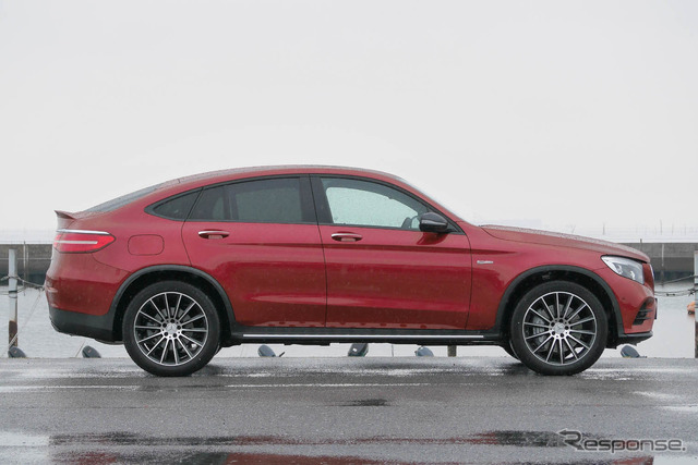 メルセデスAMG GLC43クーペ