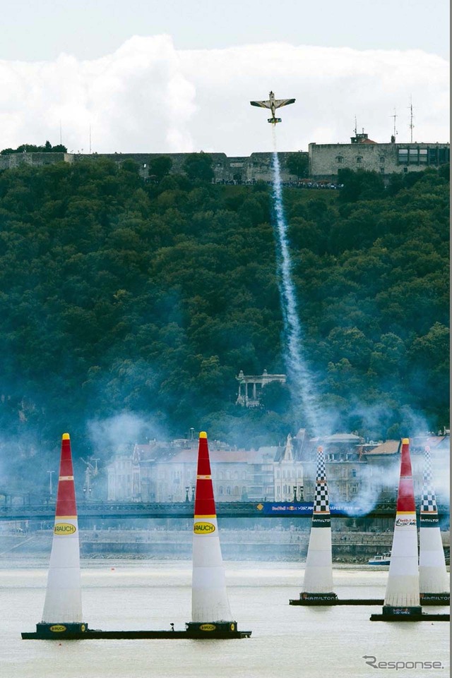 マット・ホール選手のフライト(Photo:RedBull)