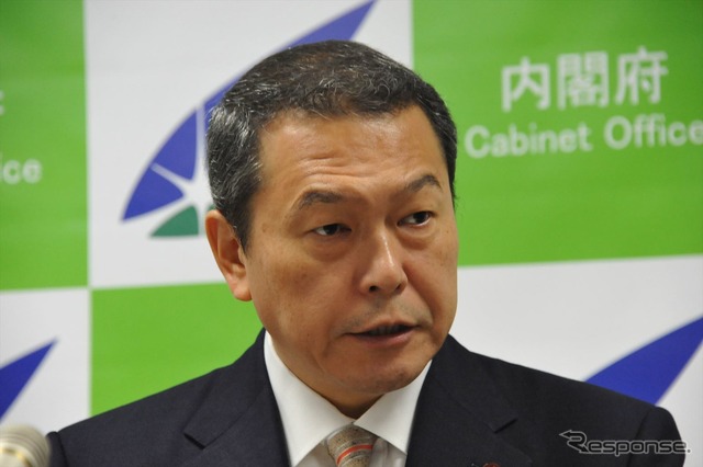 医療用帽子の着用、規則改正も検討...小此木八朗国家公安委員長(26日)