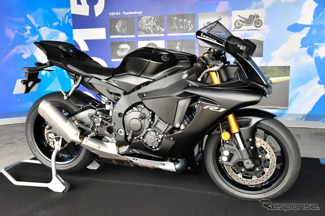 ヤマハ YZF-R1（2015年）