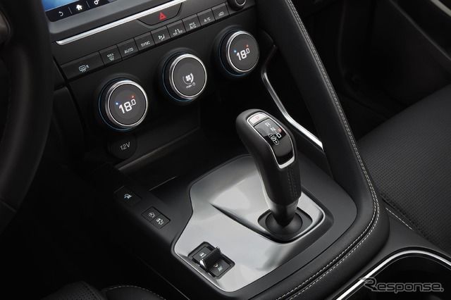 ジャガー E-PACE(写真は海外仕様)